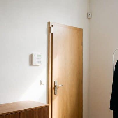 Funk-Alarmanlage mit Bedienteil, Türkontakt und Bewegungsmelder