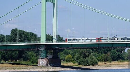 Planung des Ersatzneubaus unter Berücksichtigung denkmalrechtlicher Vorgaben Mühlheimer Brücke Köln Vorschau-Bild