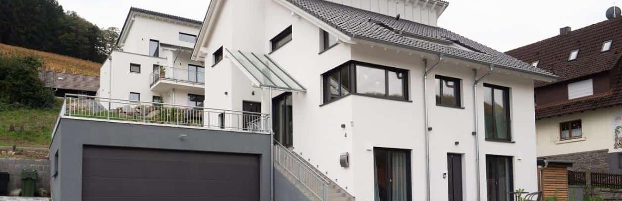 Neubau eines Einfamilienhaus in Kappelrodeck inkl. 4**** Ferienwohnung im Erdgeschoss mit 47m²
