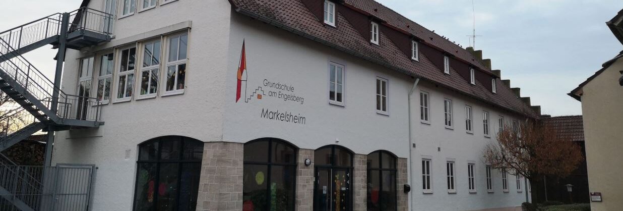 Grundschule Hauptgebäude